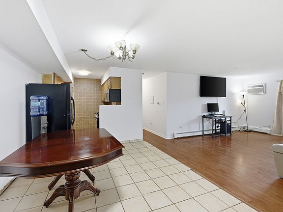 4th image of 1080 Knoll Ln APT 107