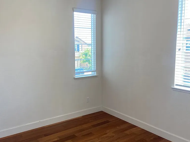 931 Willow Bridge Dr — Photo 22