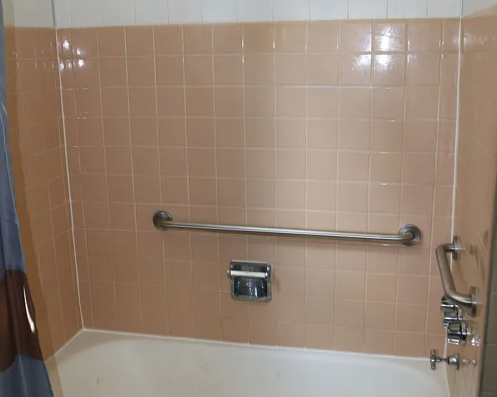 125 W Green St — Photo 39