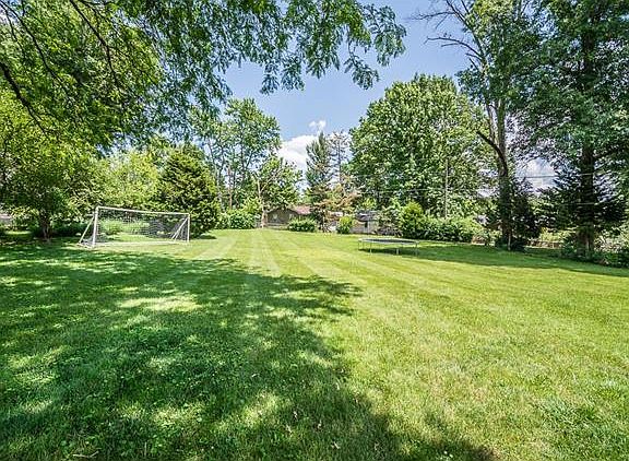 5th image of 60 Buckley Meadows Dr