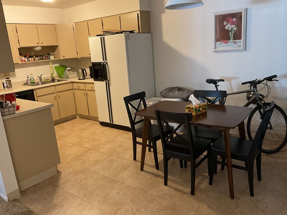 Large eat in kitchen