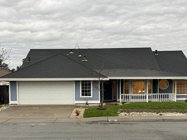 1187 Northridge Dr — Photo 1