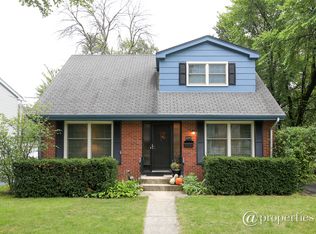 895 S Spring Rd, Elmhurst, IL 60126