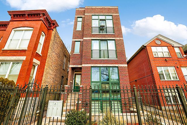 1st image of 1529 N Rockwell St #1