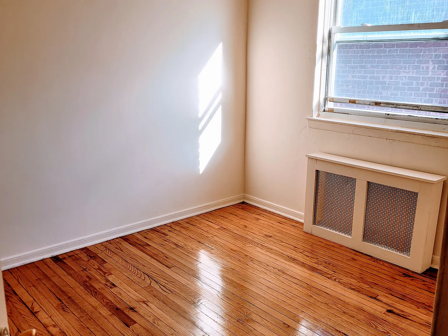 2 bed, 725 sqft, $2,175 — Photo 4