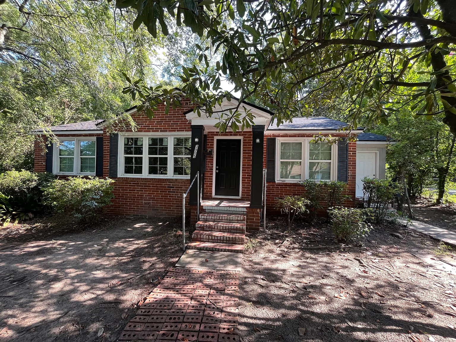 2 bed, 1193 sqft, $1,300 — Photo 1