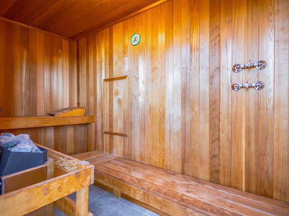 5 bedroom rental in West Vancouver — photo 30