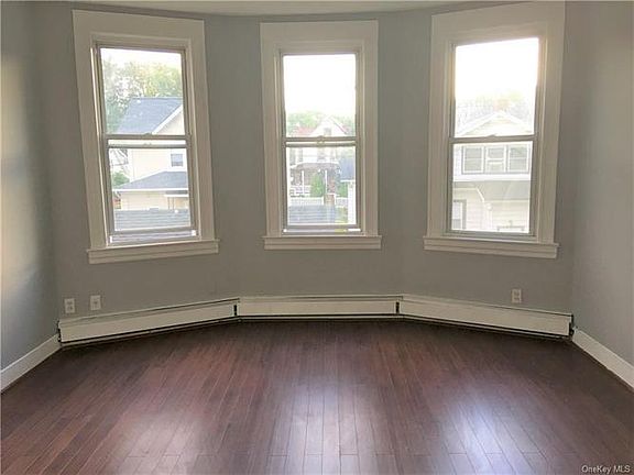 3rd image of 13 Highland Ave Floor 2