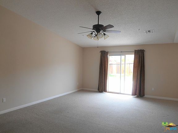 5th image of 9775 Valencia Dr