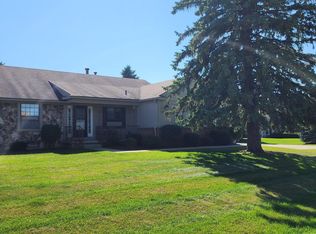 12290 Cambridge Blvd #3, South Lyon, MI 48178