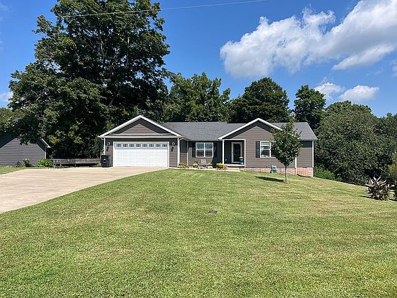 5th image of 242 Brock Ln