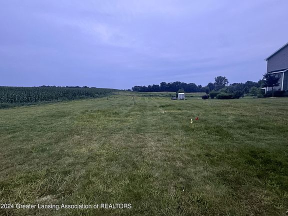 3rd image of 2488 Knollridge Ln