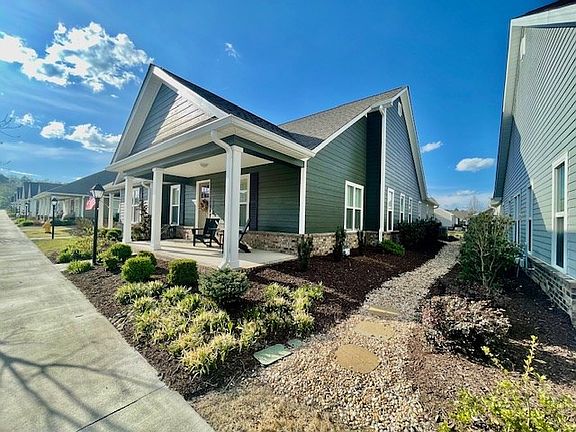 5th image of 322 Pacer Ln