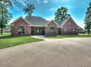 501 Pebble Dr, Haughton, LA 71037