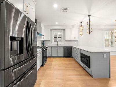 216 Havre St #4, Boston, MA, 02128