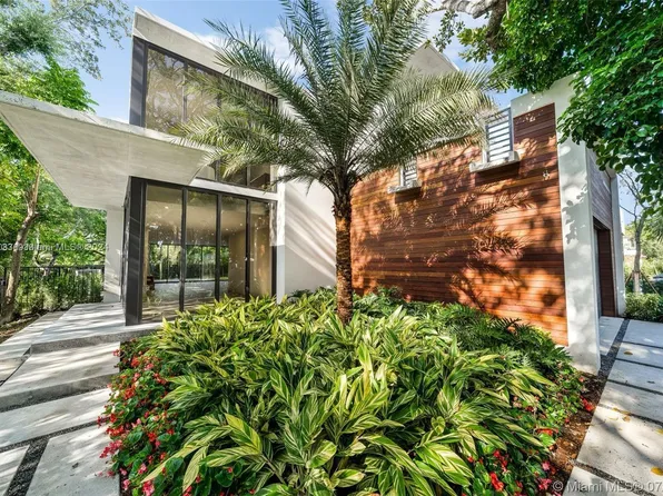 6000 SW 79th St, South Miami, FL 33143