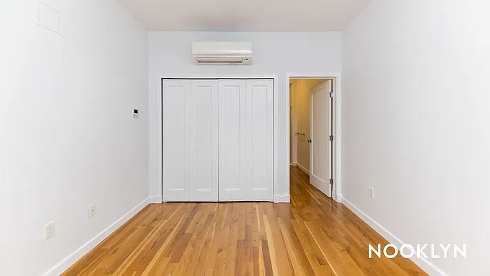 Rented by Nooklyn NYC LLC | media 44