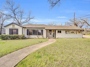 1313 N Preston St, Ennis, TX 75119