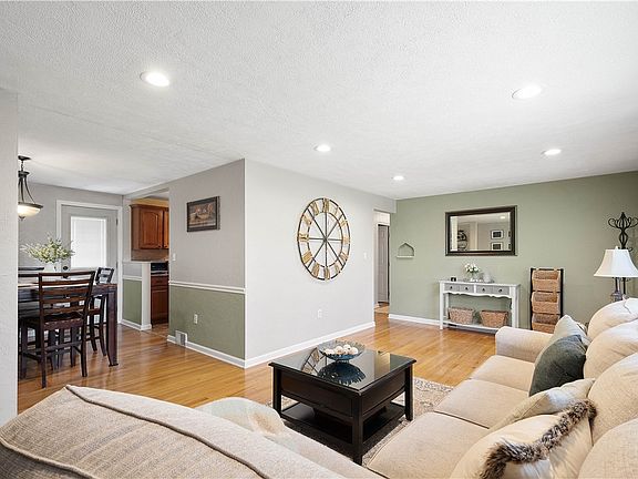 5th image of 6603 Shady Ave