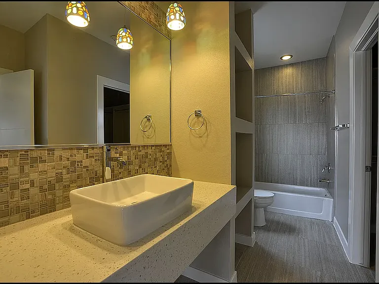 Moderno Village Apartments and Town Homes — Photo 39