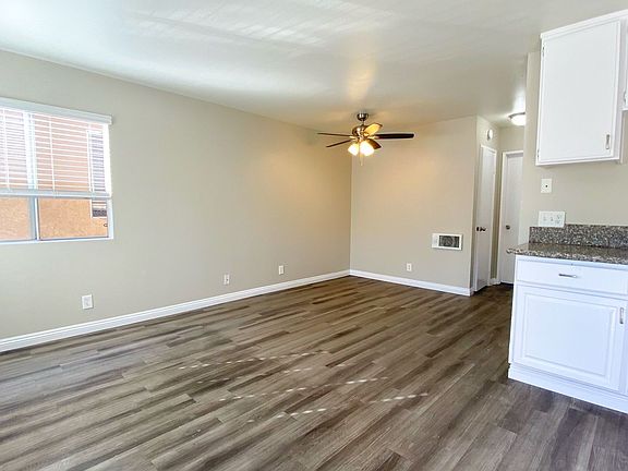 5th image of 4960-4970 Auburn Dr #4966-02