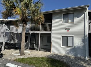 1055 Palm Ave APT 213, North Fort Myers, FL 33903