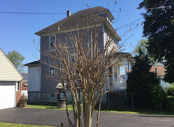 4th image of this home