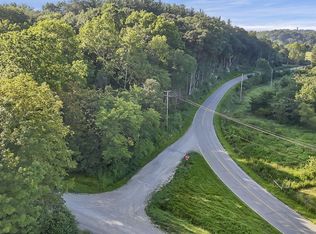 1420 Tatmans Rd NE, Crooksville, OH 43731