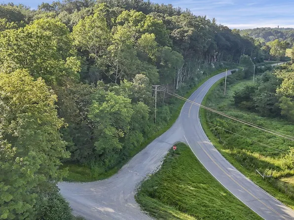 1420 Tatmans Rd NE, Crooksville, OH 43731