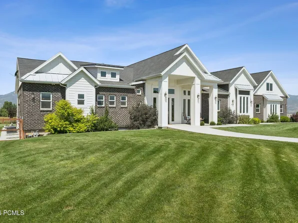 372 W 3000 S, Daniel, UT 84032