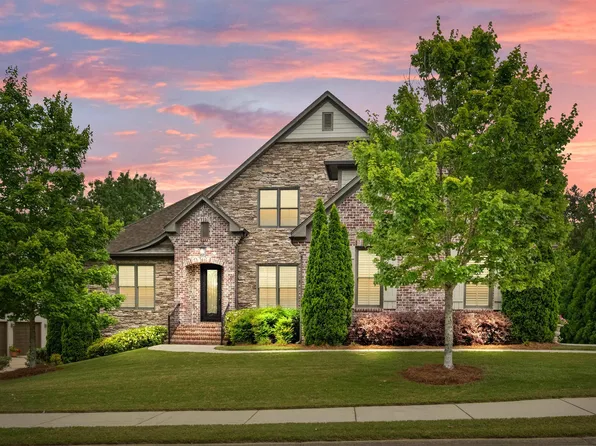 4766 Liberty Park Ln, Vestavia Hills, AL 35242