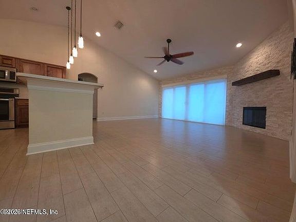 4th image of 1264 WINDING BROOK Court