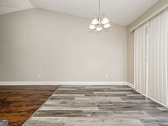 5th image of 6155 Raleigh Oaks Ct