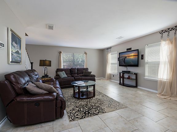 5th image of 10743 Vollmer Ln