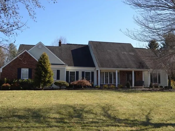 5 Jefferson Rd, Cranbury, NJ 08512