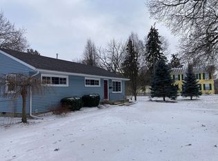 210 N River Rd, Waterville, OH 43566