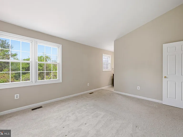 15622 Cliff Swallow Way — Photo 12