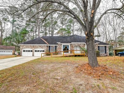 306 Runnymede Ln, Summerville, SC, 29485