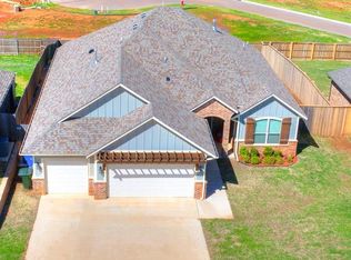 3111 Wood Valley Rd, Norman, OK 73071