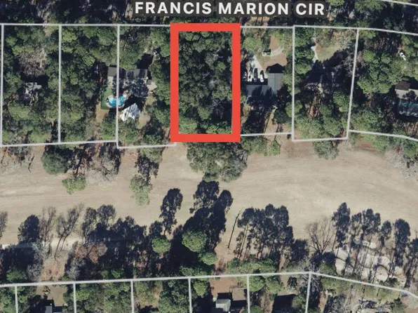21 Francis Marion Cir, Beaufort, SC 29907