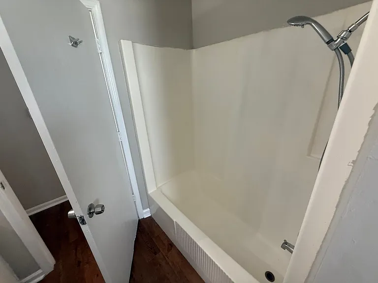 7221 N Moberly Dr #D — Photo 10