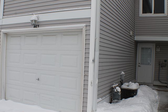 1st image of 463 Meadow Green Ln