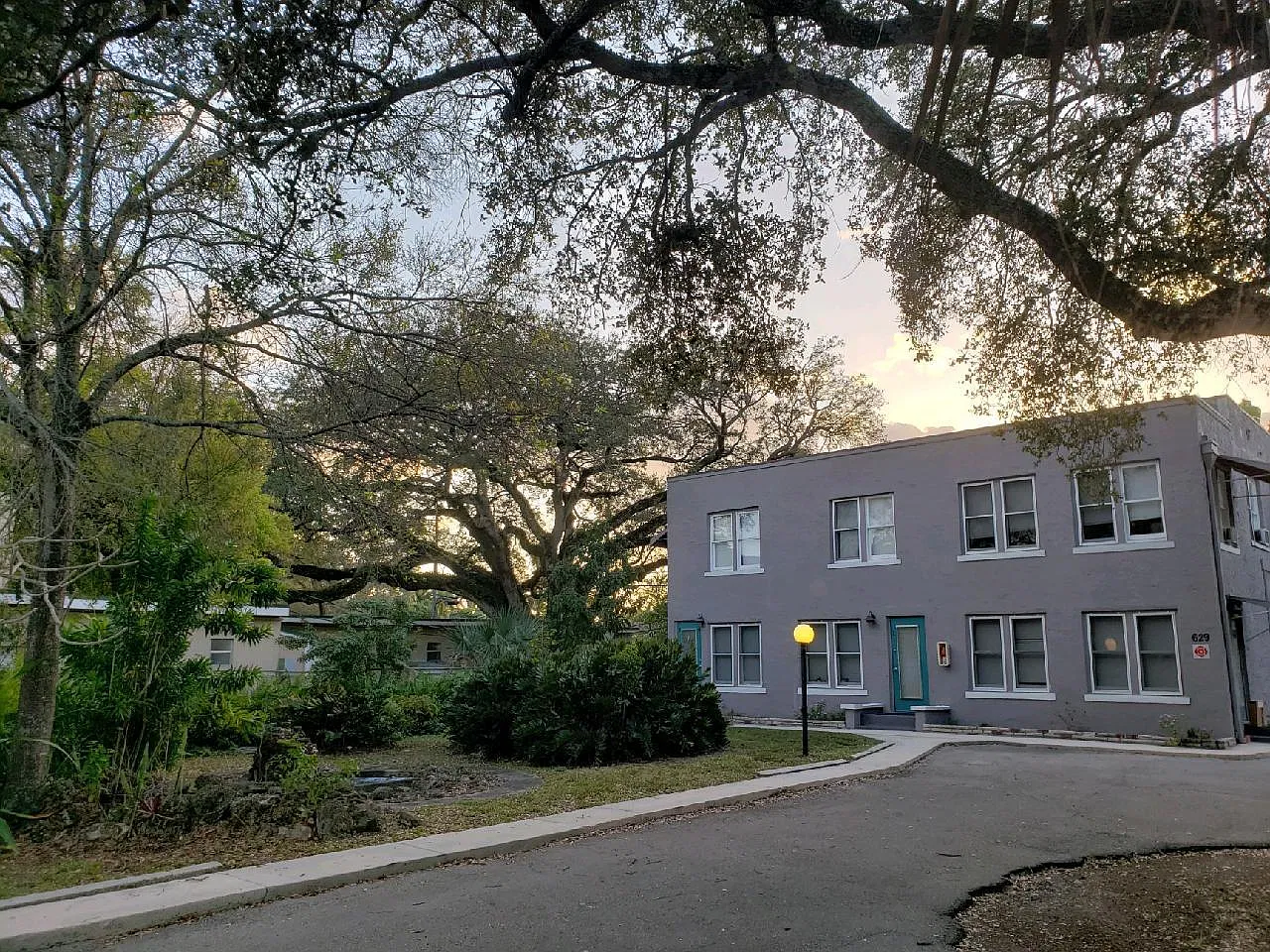 1 bed, 900 sqft, $1,550 — Photo 1