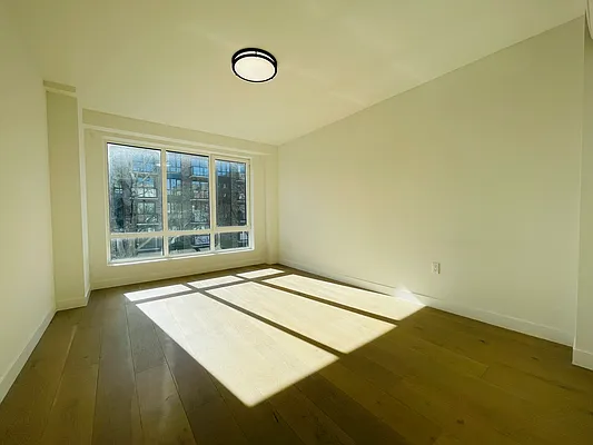 Rented by Remax Edge | media 14