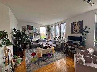 3458 N Southport Ave, Chicago, IL 60657