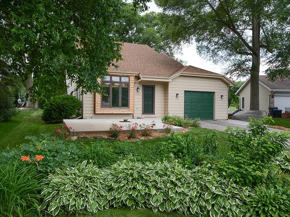 1st image of 3397 Lake Dr