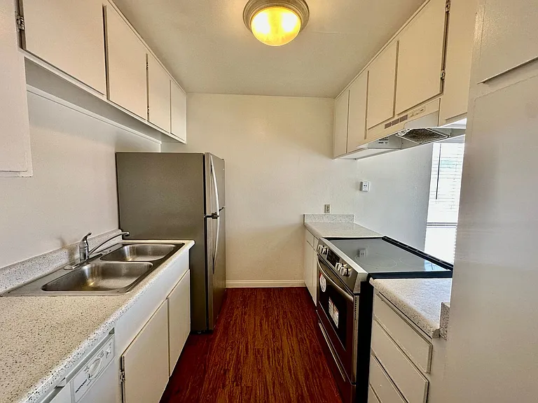 6902 Mission Gorge Rd #8 — Photo 2
