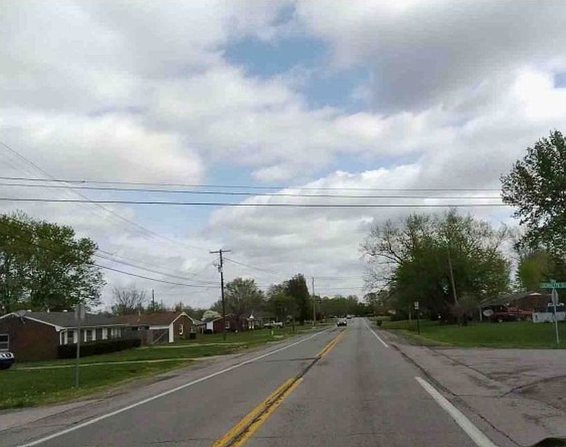 Exterior Neighborhood (street photo)