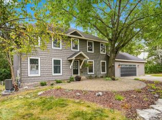 1516 Northridge Dr, Hudson, WI 54016