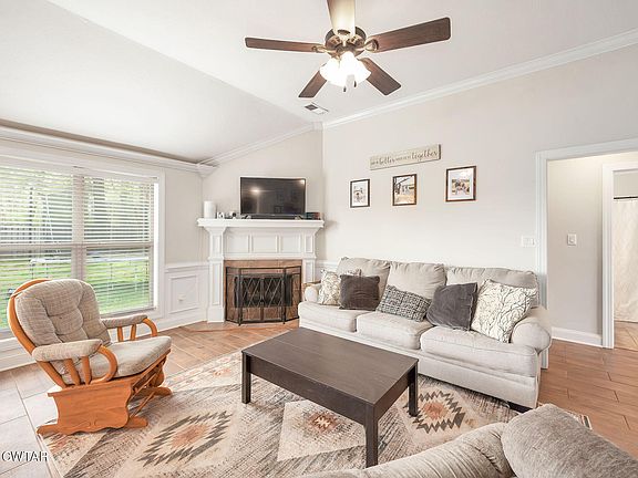 4th image of 44 Arbuckle Ln